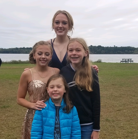 Meet your Posher, Jill - Picture 1 of 1